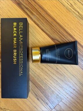 BELLAMI Black Hair Mask Tube with Gold Cap
